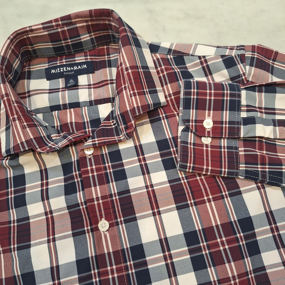 Mizzen+Main Leeward Button Down Mens XL Trim Burgundy Plaid Performance Shirt